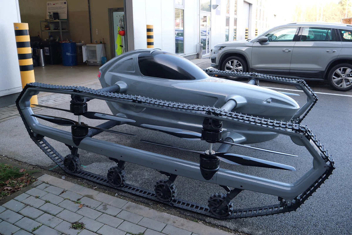 Prototyp BECCARII na gąsienicach